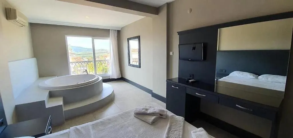 Golden Life Resort Hotel & Spa Oludeniz
