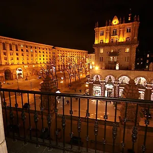 - Kreshchatyk Area Daire Kiev
